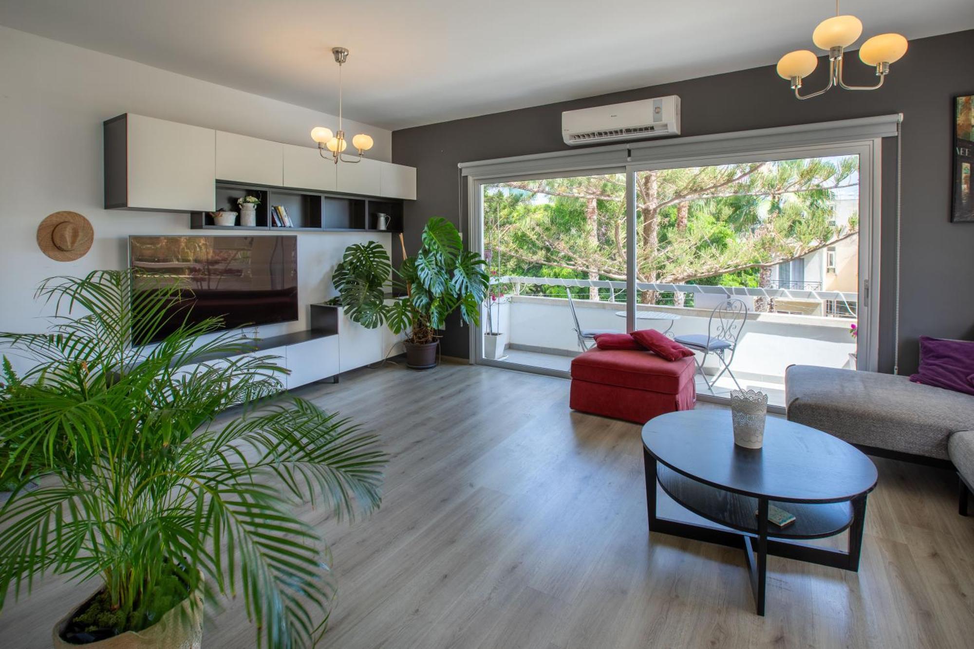 Neapolis Residence Spacious Quiet Near Beach Лимасол Экстерьер фото